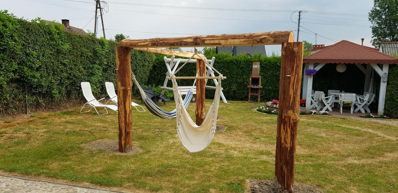 Pokoje Goscinne U Anny Darłowo Exteriör bild